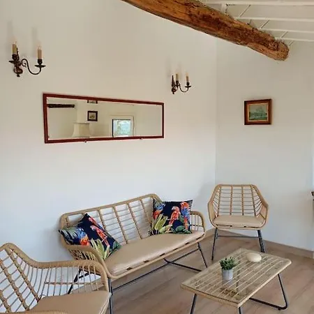 Magnifique 3 Piece Vue Mer *